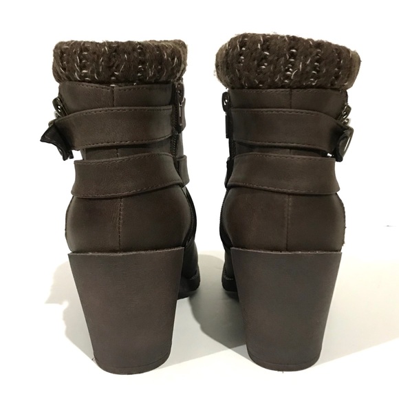 NWT Strappy Sweater Cuff Chunky Heel Ankle Boots - Picture 11 of 16